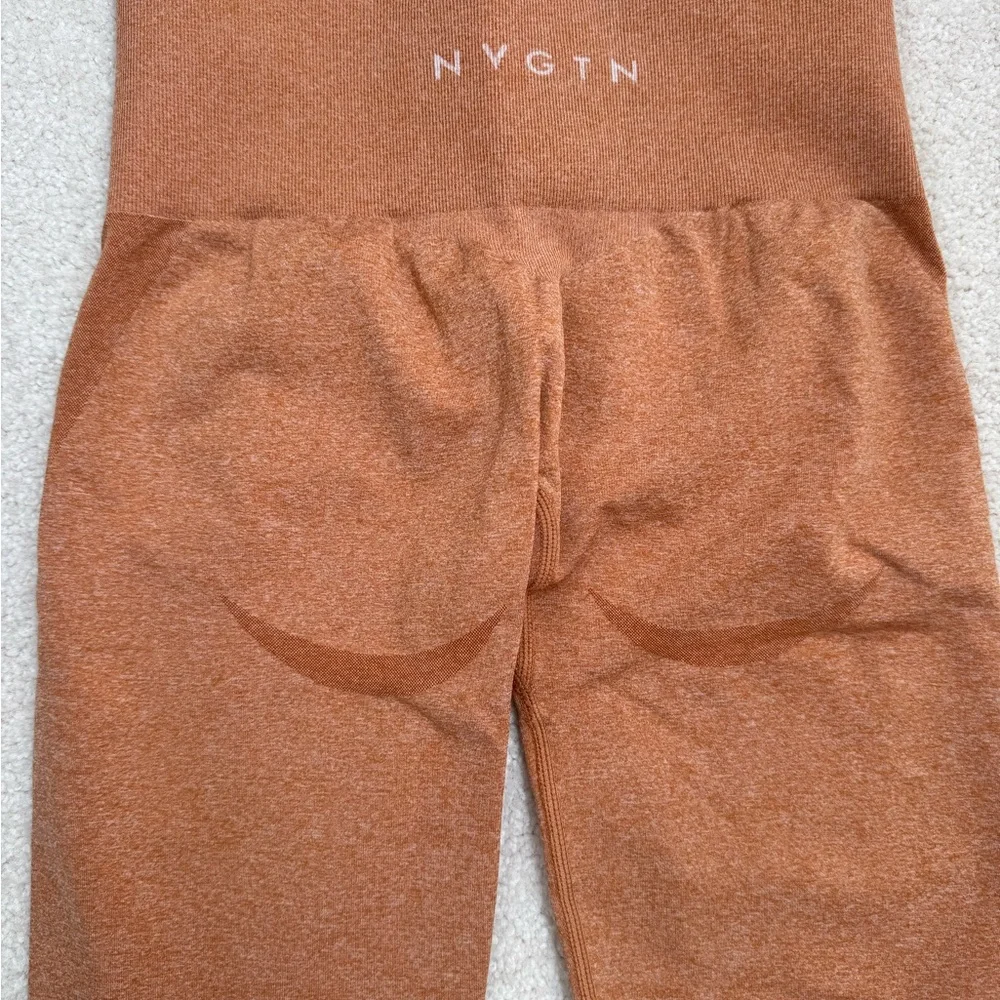 NVGTN Women's Leggings in Orange - Picture 2 of 3